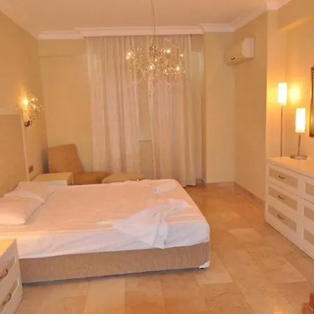 Gold City Luxury1