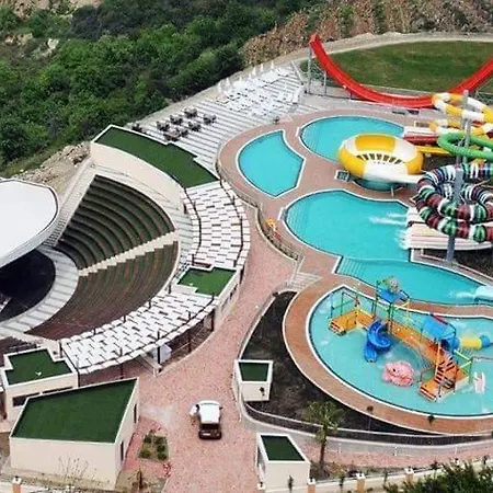 Gold City Luxury1 *